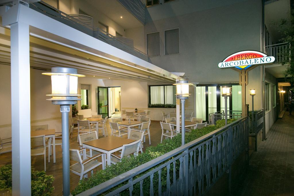 Albergo Arcobaleno Sottomarina Eksteriør bilde